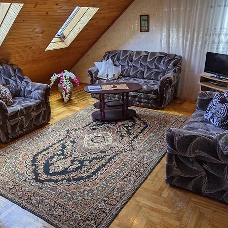 Guest House Nika - Cottages And Rooms In The Heart Of Palanga City Center エクステリア 写真