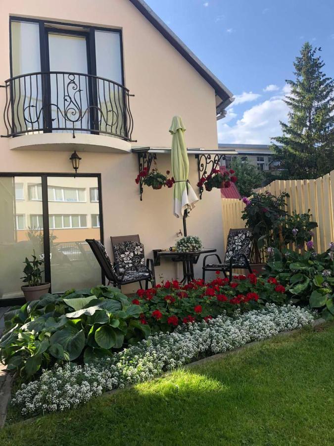 Guest House Nika - Cottages And Rooms In The Heart Of Palanga City Center エクステリア 写真