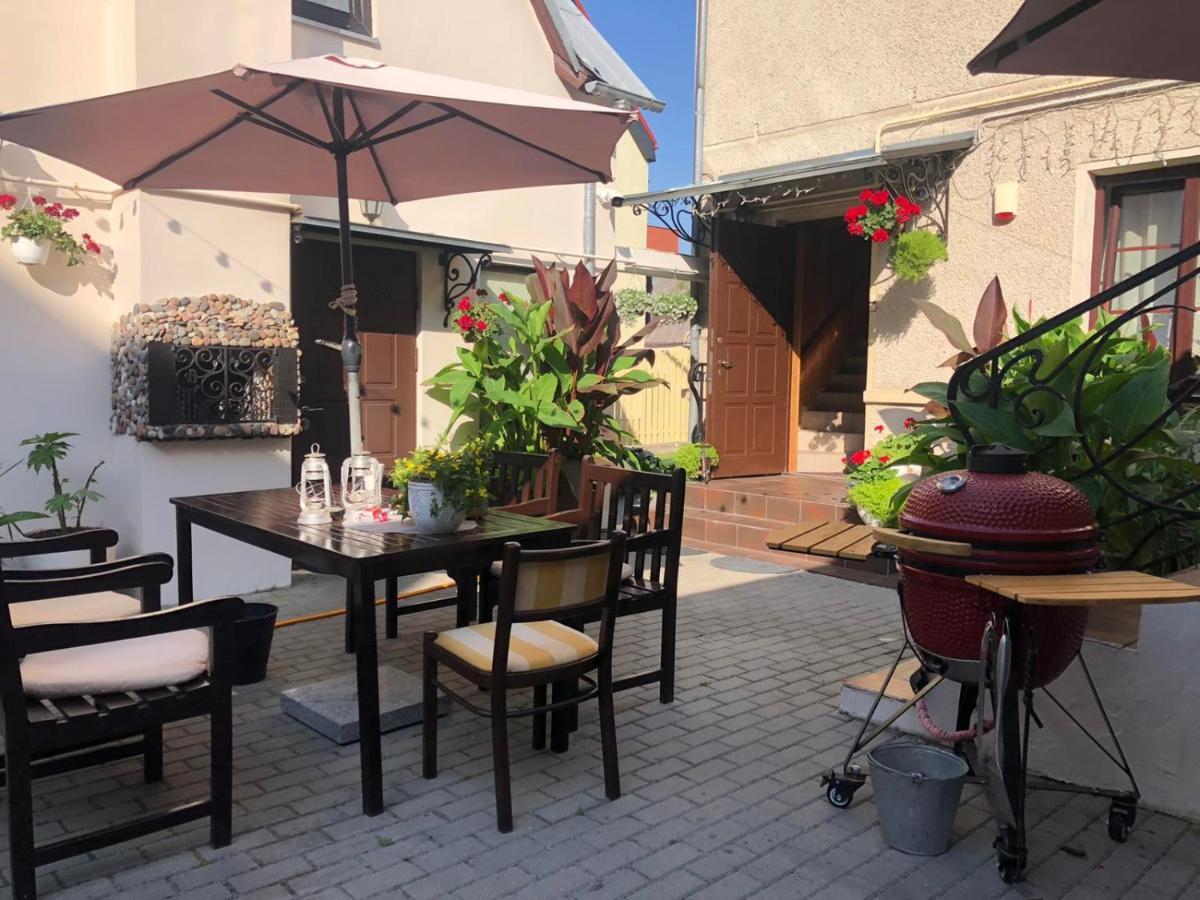 Guest House Nika - Cottages And Rooms In The Heart Of Palanga City Center エクステリア 写真