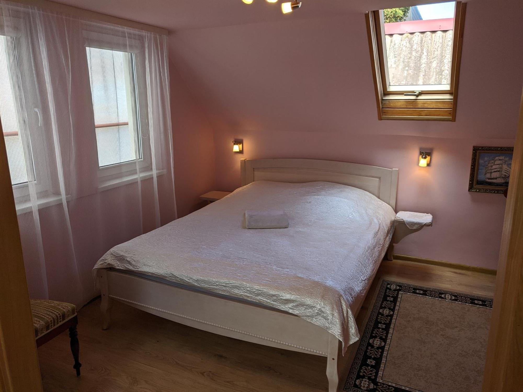Guest House Nika - Cottages And Rooms In The Heart Of Palanga City Center エクステリア 写真